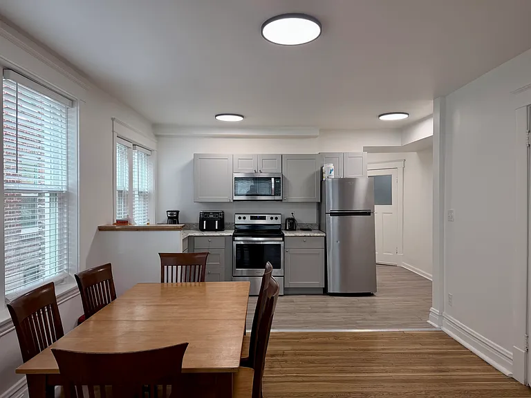 4515 Chouteau Ave #2E — Photo 4