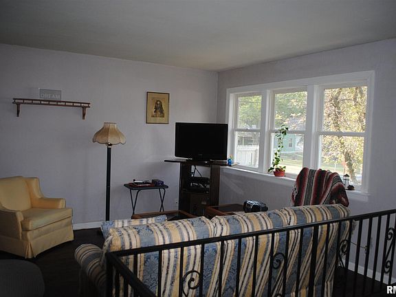 5th image of 3006 W Flint St