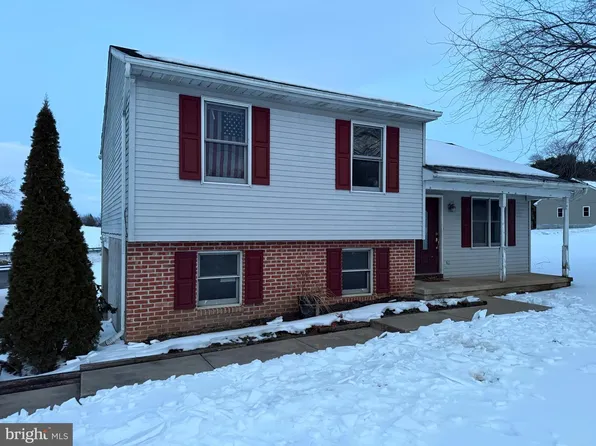 23 Refton Rd, Willow Street, PA 17584