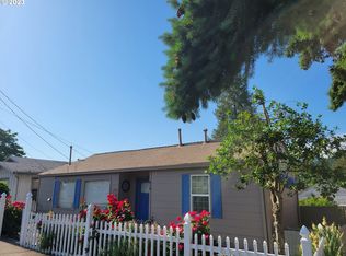 414 NE Division St, Myrtle Creek, OR