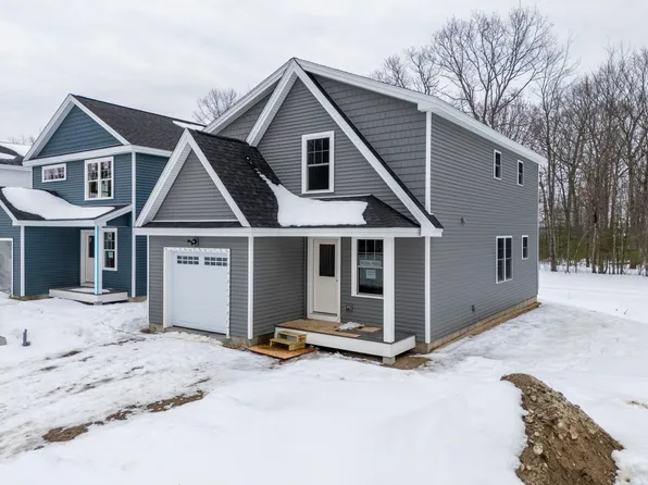 5 Blaine Street #101, Saco, ME 04072