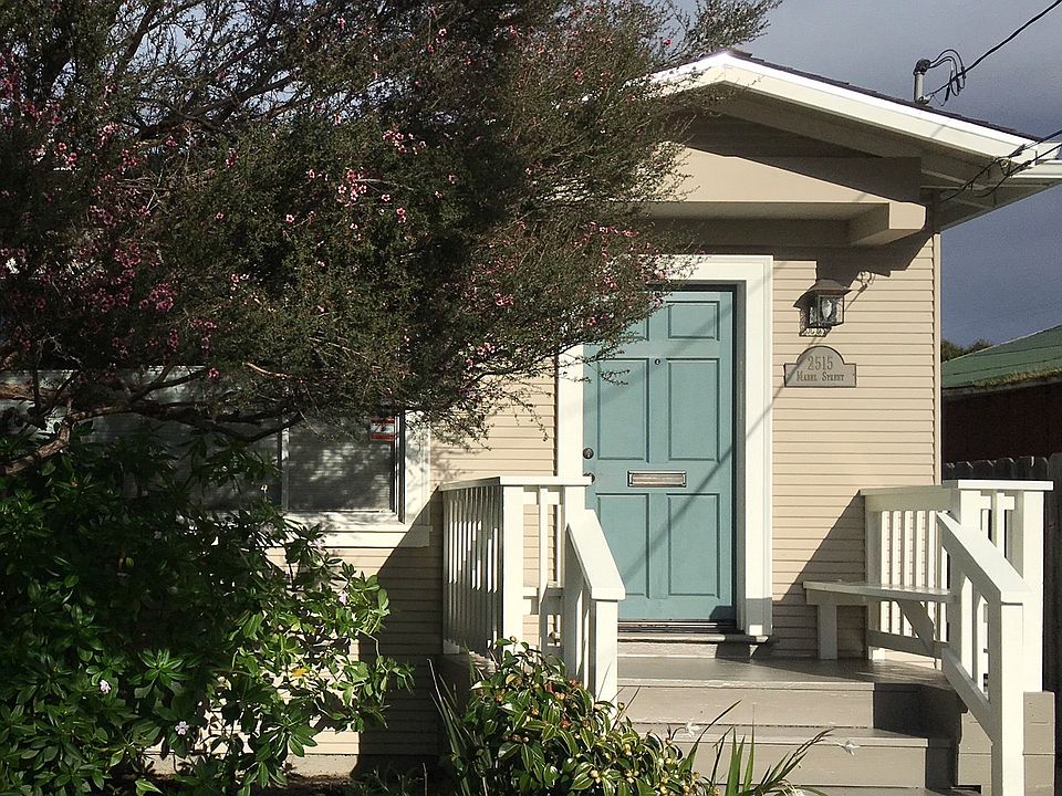 Charming 1920s Craftsman Home.