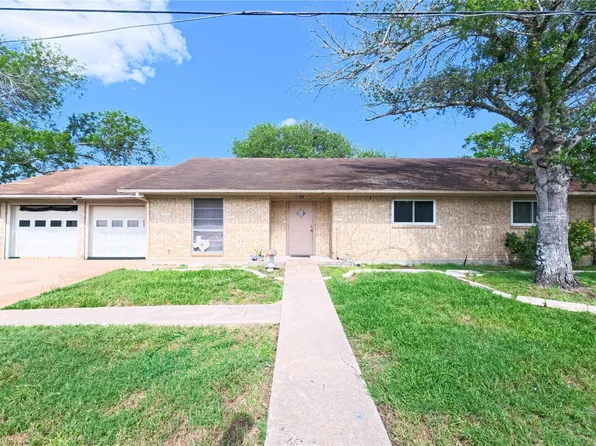 1402 Herder Ave, Schulenburg, TX 78956