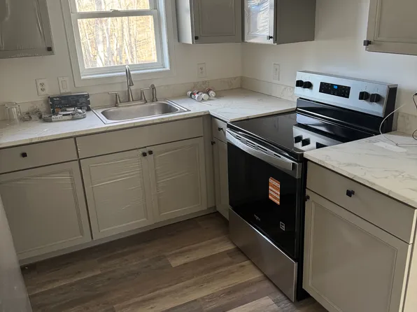 34-38 Grove St #34A, New Paltz, NY 12561