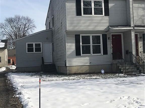 2nd image of 722 Oswego St
