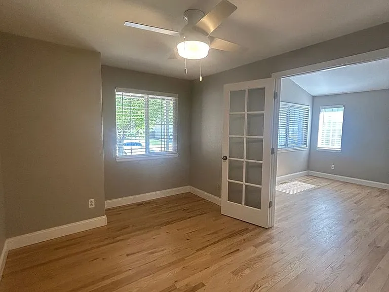 11248 W Progress Ave — Photo 6