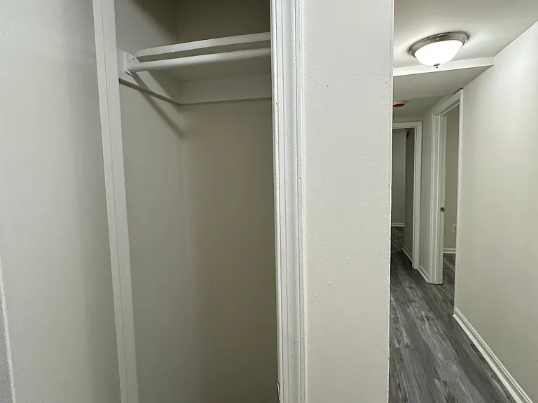 706 Brandywine St SE #203 — Photo 16