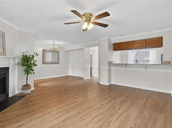 103 Tannin Bark Trl, Yorktown, VA 23692