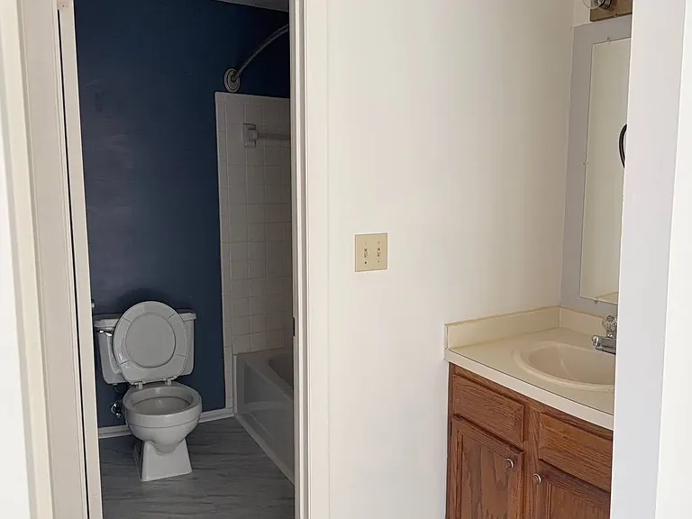 18050 Chalet Dr #303 — Photo 13