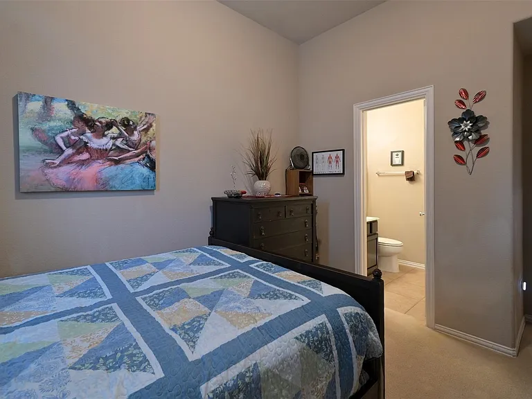 660 Payton Way — Photo 27