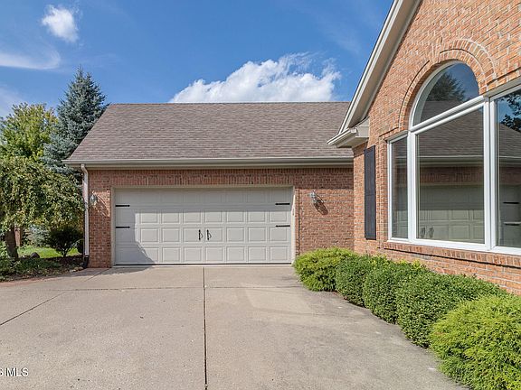 3rd image of 3249 Stone Wall Rd