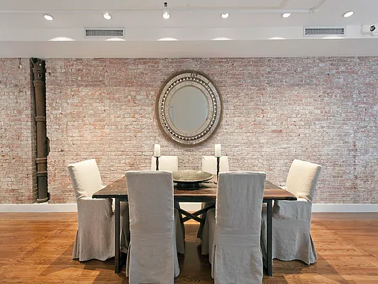 Sold by Sotheby's International Realty | media 21