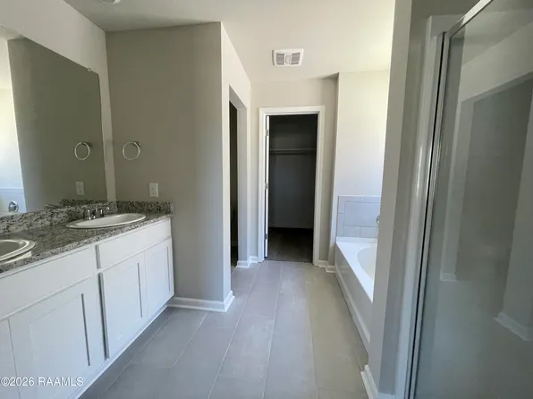 9390 Garrett Rd, Maurice, LA 70555