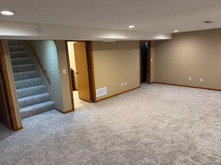 106 W Sunflower Blvd — Photo 5
