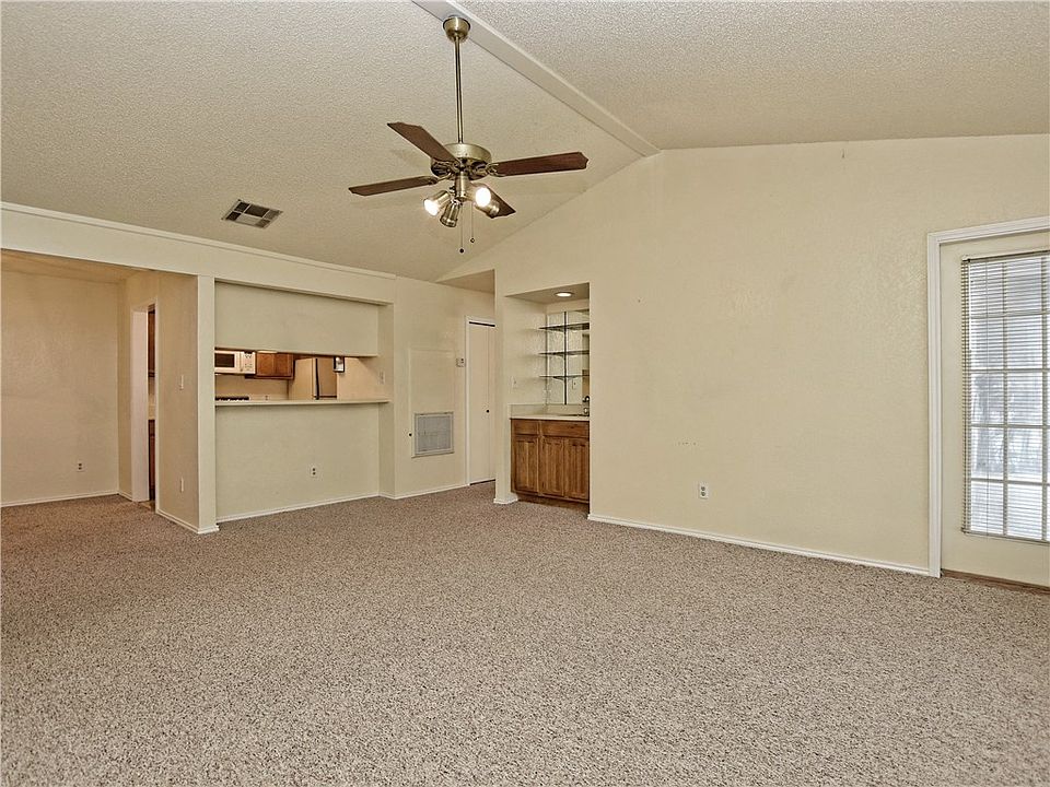 1st image of 1202 Thorpe Ln APT 708