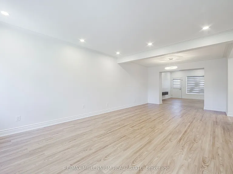1285 Rebecca St — Photo 15