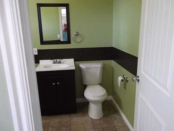 3rd image of 316 E Urie West Dr