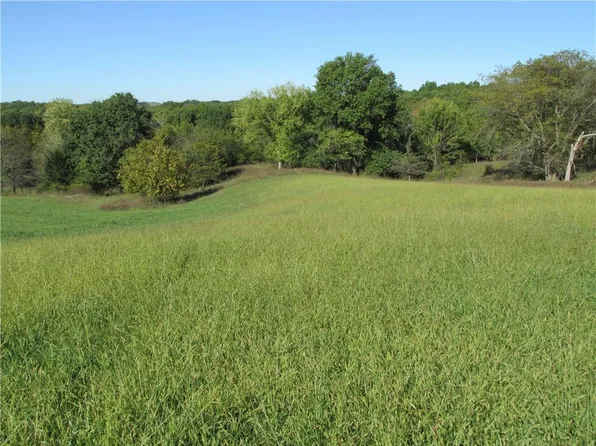 1 SW 52nd Ave, Trenton, MO 64683