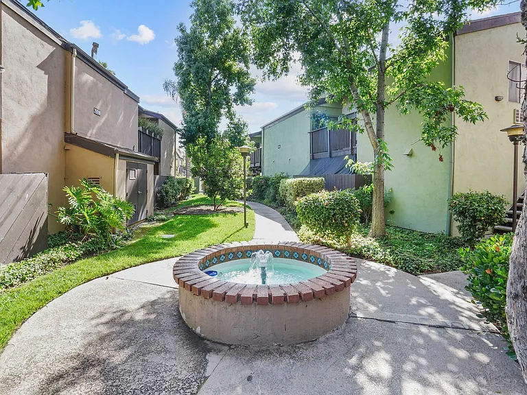 7980 Mission Center Ct #E — Photo 18