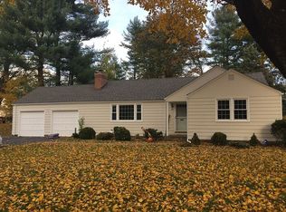 44 Briarwood Rd, West Hartford, CT 06107