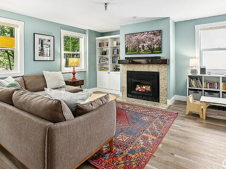 490 Madison Ave N #202 — Photo 1