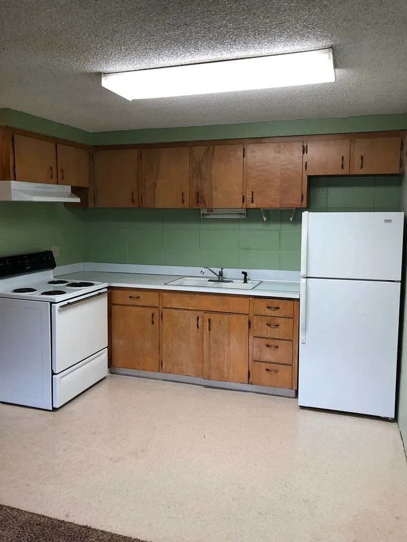 (CAM 8) ~ Spacious 1-bedroom Unit near Campus — Photo 4