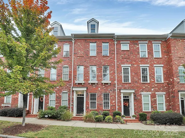 9126 Oban Passage Dr, Charlotte, NC 28273