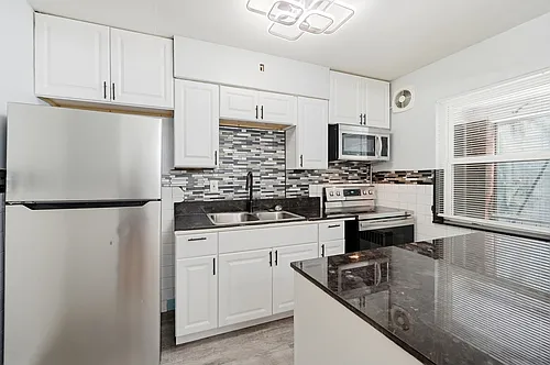 3524 Hazelwood Ave #1 Photo 1 3524 Hazelwood Ave #1 Photo 1