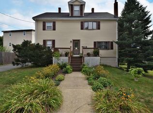 10 Sigourney St, Lynn, MA 01905