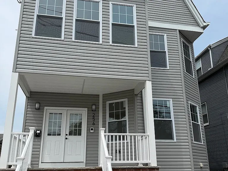 256 Berkeley Ave #256 — Photo 6