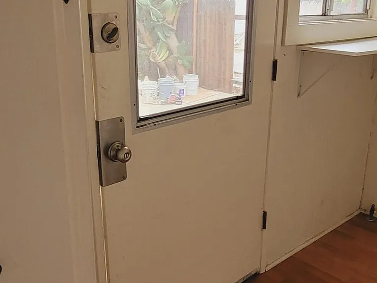 124 N Nopal St #1/2 — Photo 22