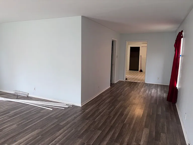 1513 S Livingston St — Photo 8