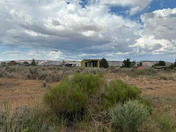 650 W 600 S, Escalante, UT 84726