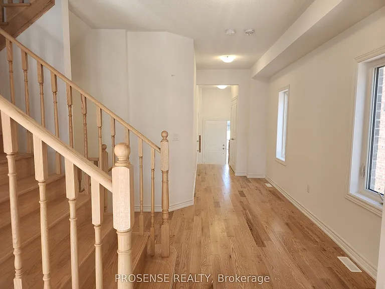 435 Van Dusen Ave — Photo 14