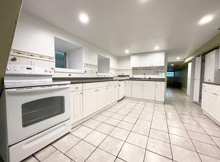 4640 Sansom St #1A, Philadelphia, PA 19139