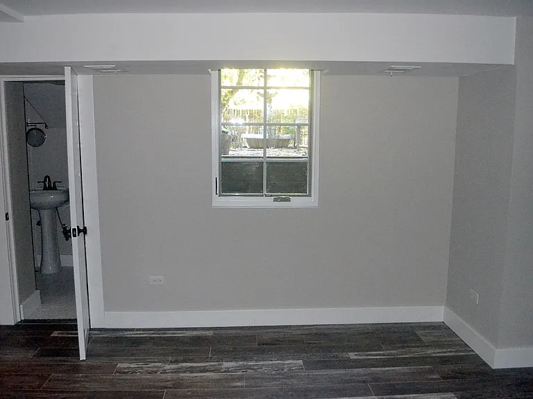 3906 E 2nd Ave — Photo 13
