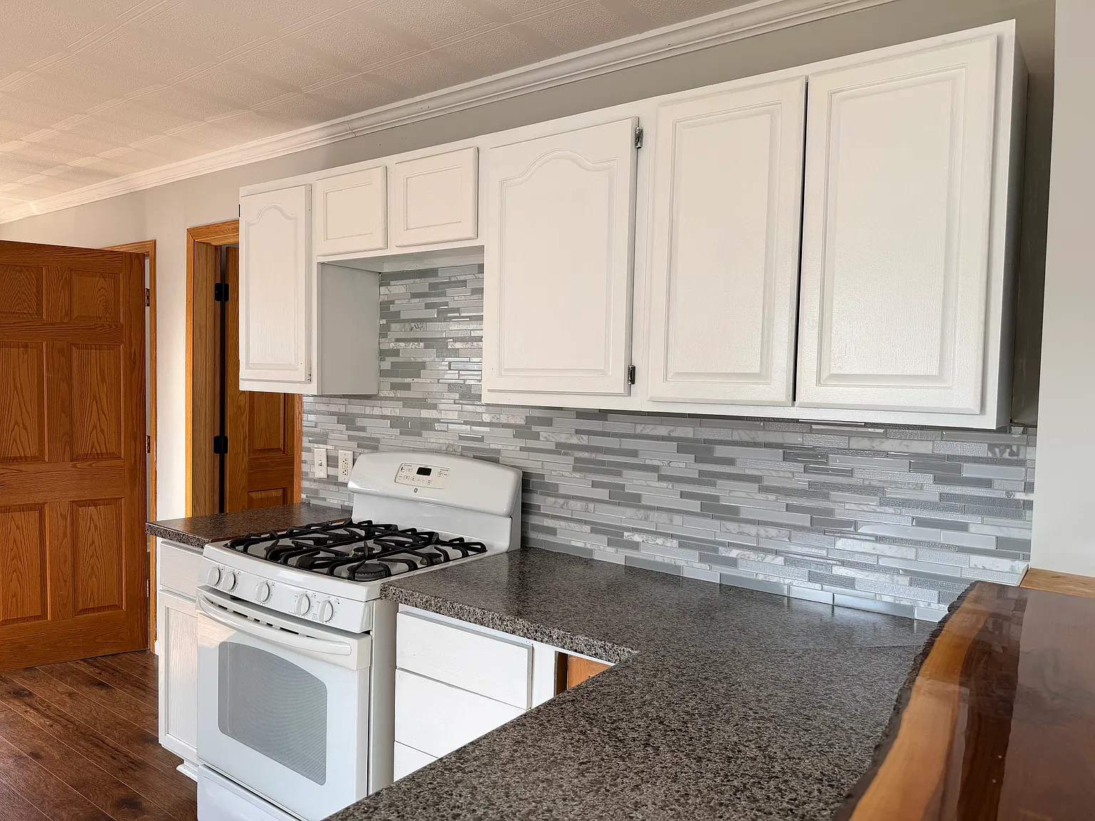 3 bed, 1497 sqft, $2,195 — Photo 4