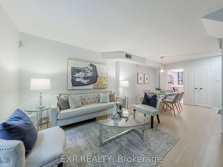 25 Dundonald St — Photo 8