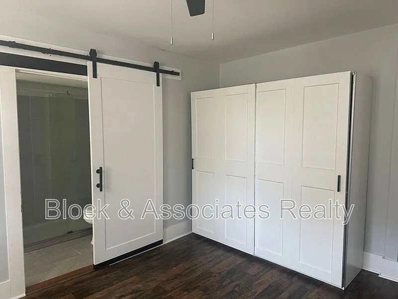 1 bed, 1.0 bath, $950 — Photo 3