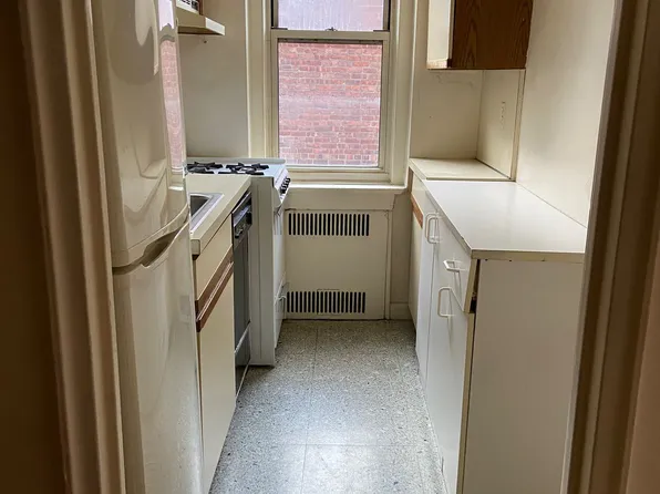 64-85 Saunders Street image 8 of 9