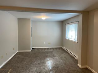 1025 Westfield Rd #A, Russell, MA 01071