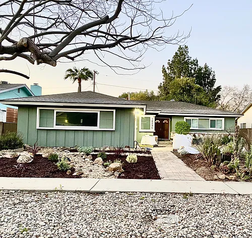18246 Sunburst St Photo 1
