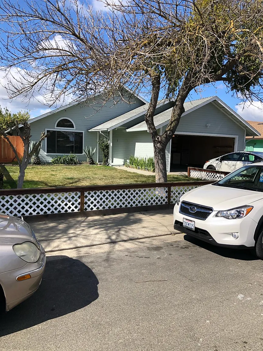 733 Mayo Way photo 1