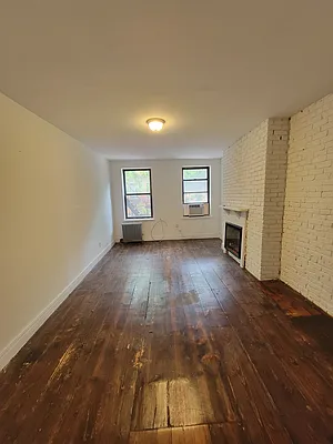 Rented by Avenues Real Estate | media 9