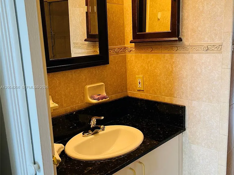 19801 E Country Club Dr #4601 — Photo 9