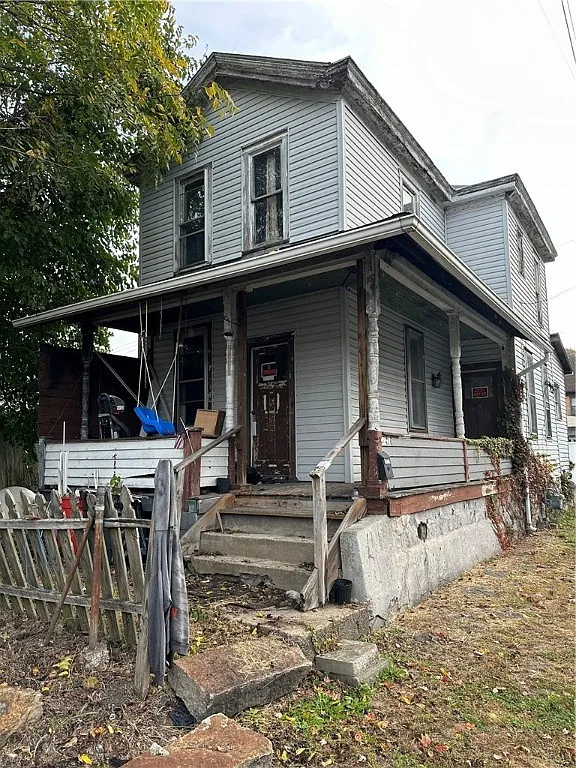 416 19th St photo 1
