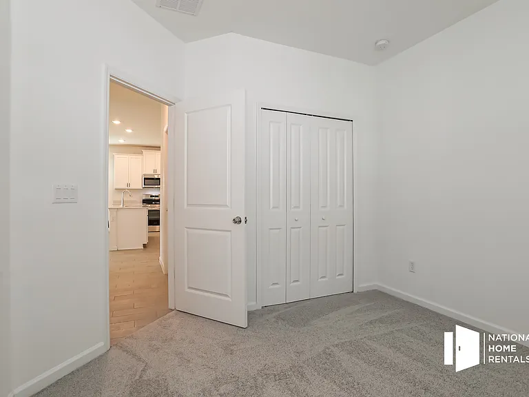 3215 Raven Trce — Photo 12