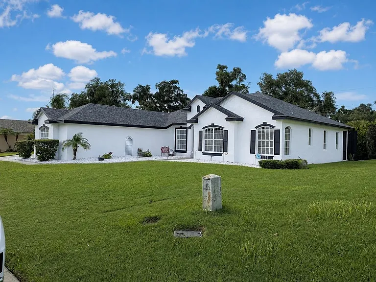 3628 Frentress Dr — Photo 2