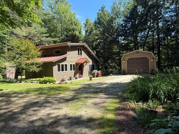 126 Upper Pines Road, Warren, VT 05674