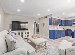 2428 E University Dr APT 5, Mesa, AZ 85213